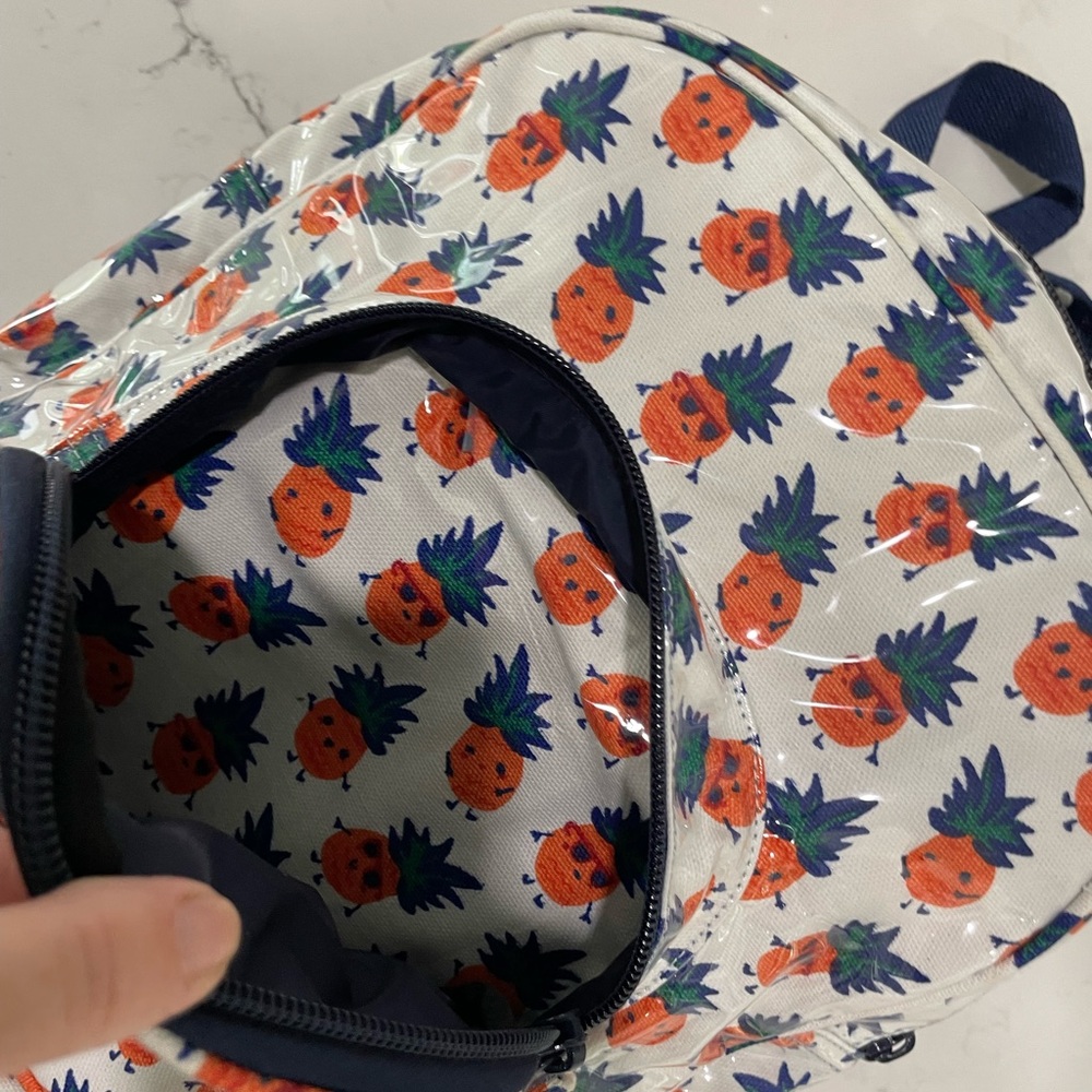 Roller Rabbit pineapple backpack NEVER USED - Picture 2 of 8